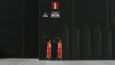 Equipamentos Obrigatórios para Combate a Incêndios: Protegendo Vidas e Patrimônios