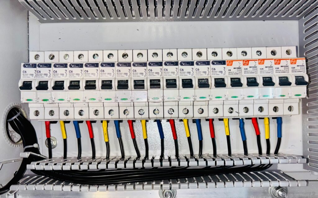 Como Identificar Falhas em Instalações Elétricas